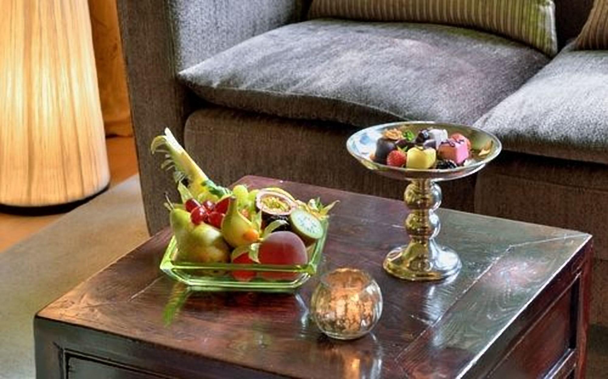 Privathotel Lindtner Hamburg Exterior photo Fruit and chocolate