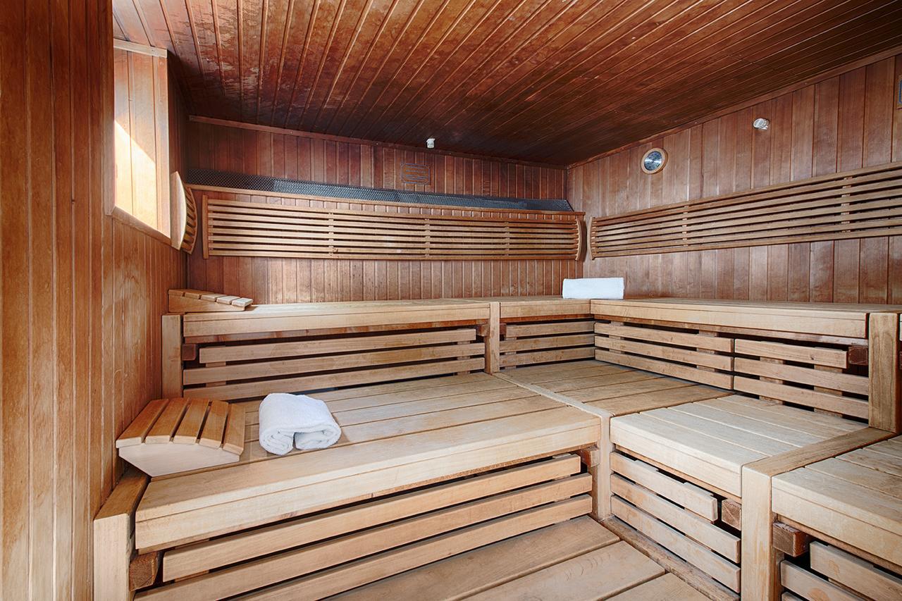 Privathotel Lindtner Hamburg Exterior photo A Finnish sauna