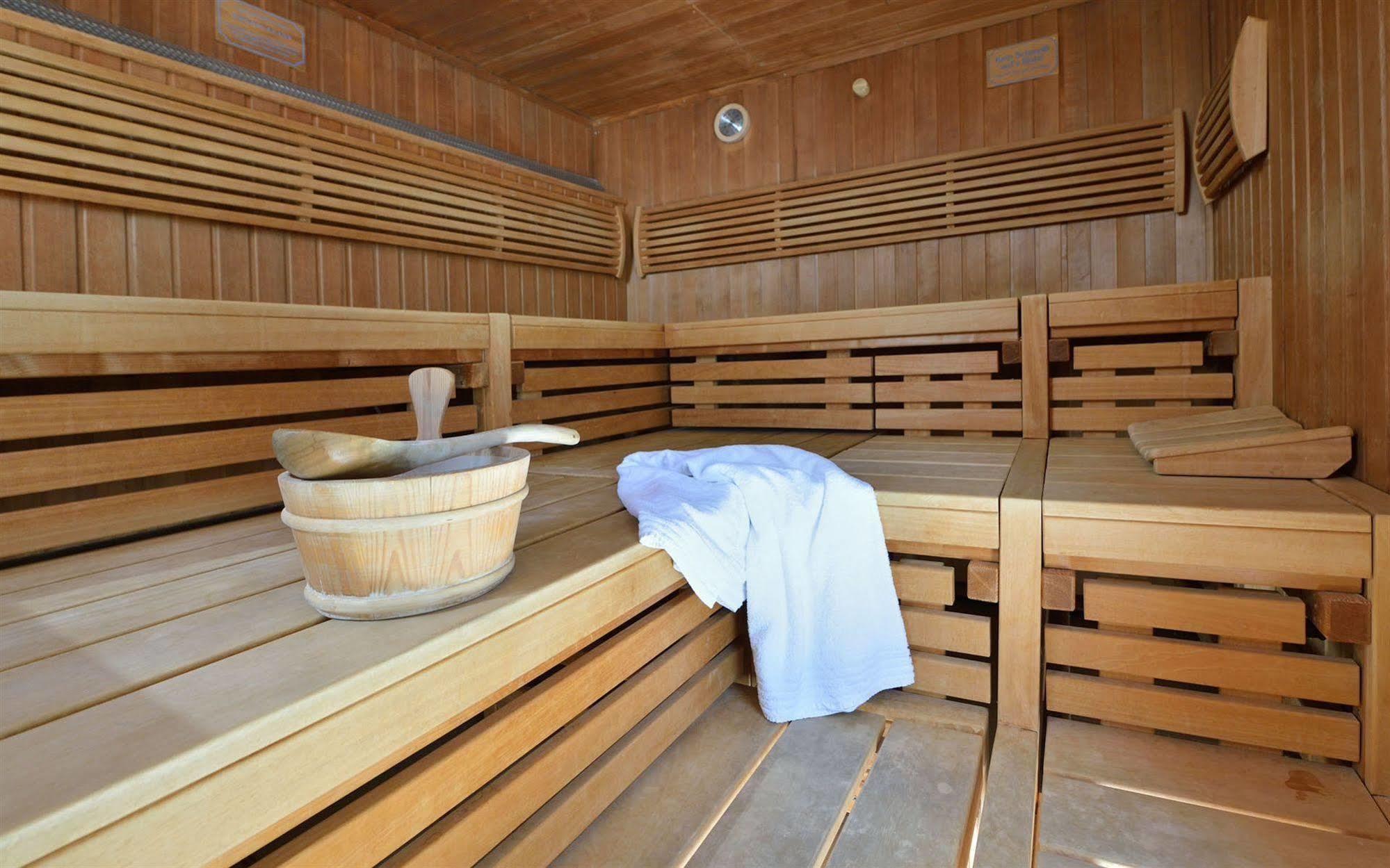 Privathotel Lindtner Hamburg Exterior photo Sauna